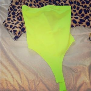 THONG BODY SUIT 🎾